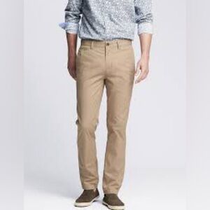 Banana Republic Aiden chinos